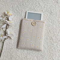 Daisy Blossom Floral Kindle Sleeve - Beige