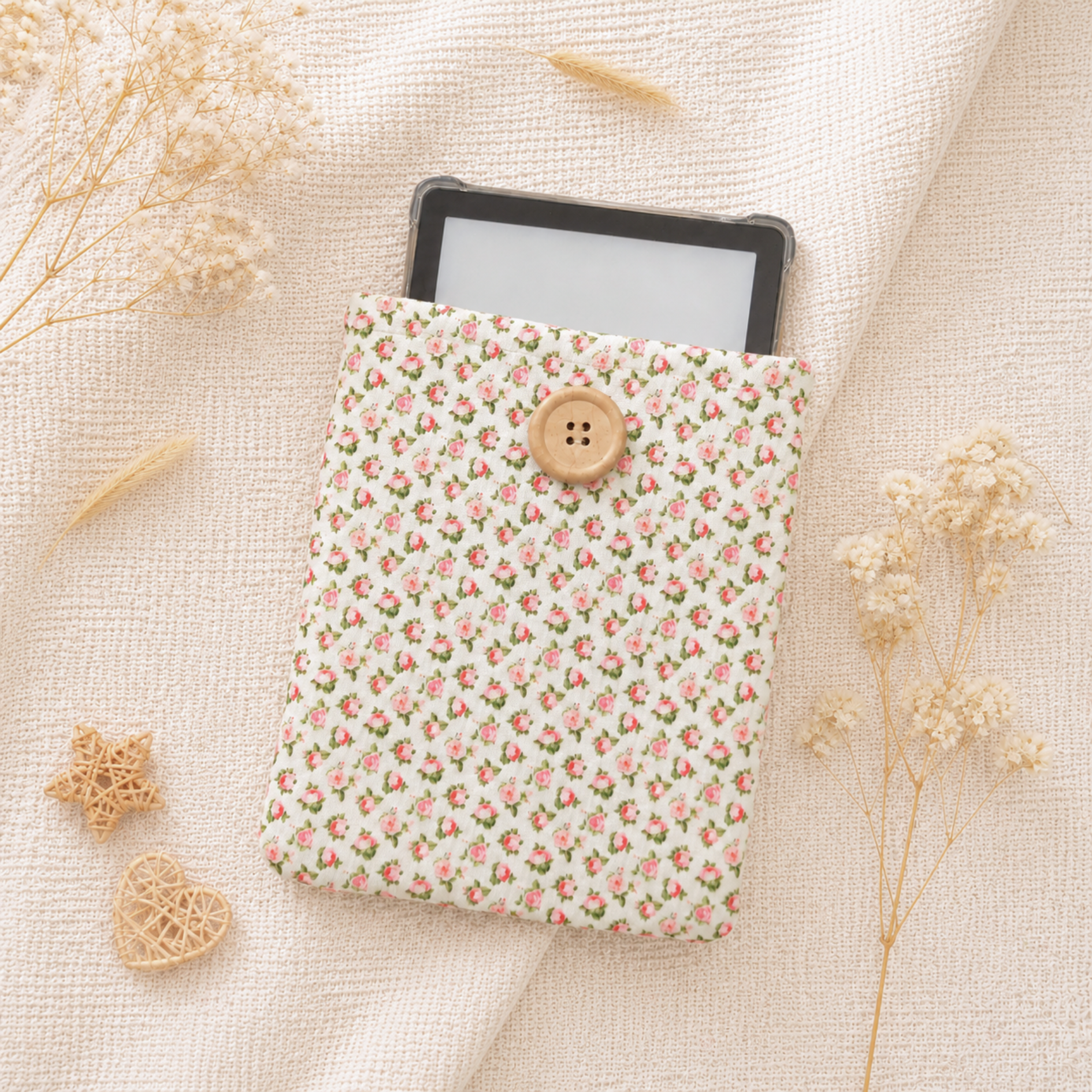 Pink Roses Kindle Sleeve, Padded E-Reader Cover