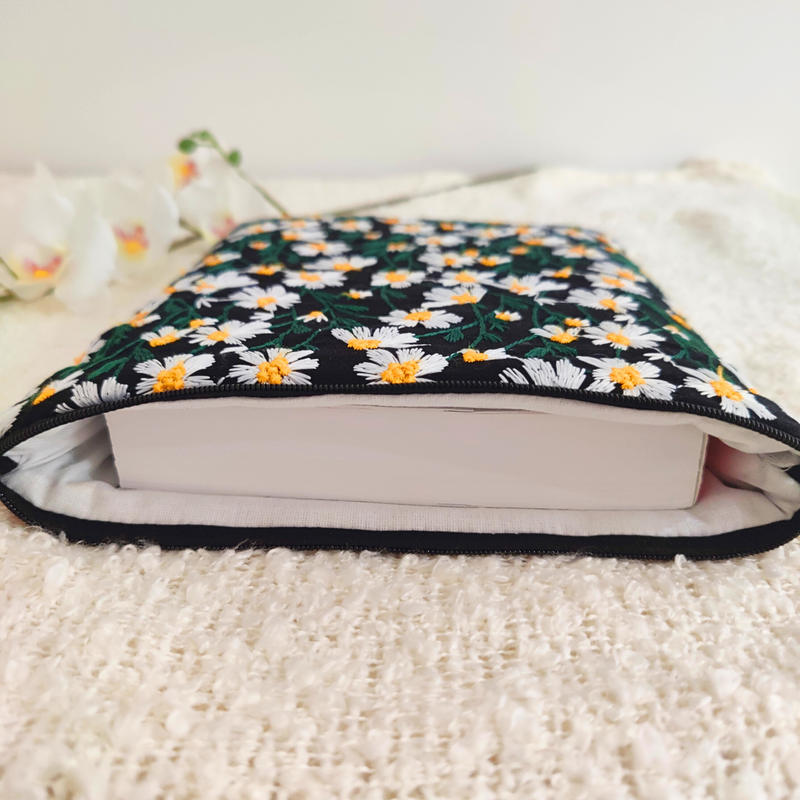 Daisy Charm Embroidered Book Sleeve with Zipper - Black